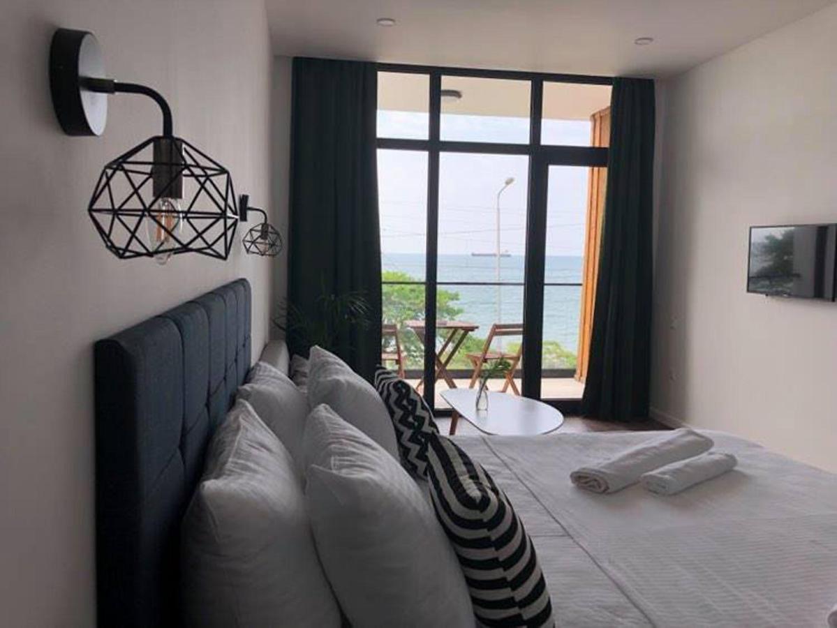 Cabo Verde Boutique Hotel Μπατούμι Εξωτερικό φωτογραφία